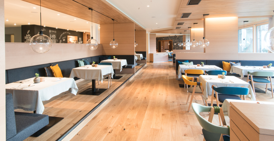 开云手机入口 - 坐具|餐椅|办公家具|开云中国家具|马蒂尔达餐椅