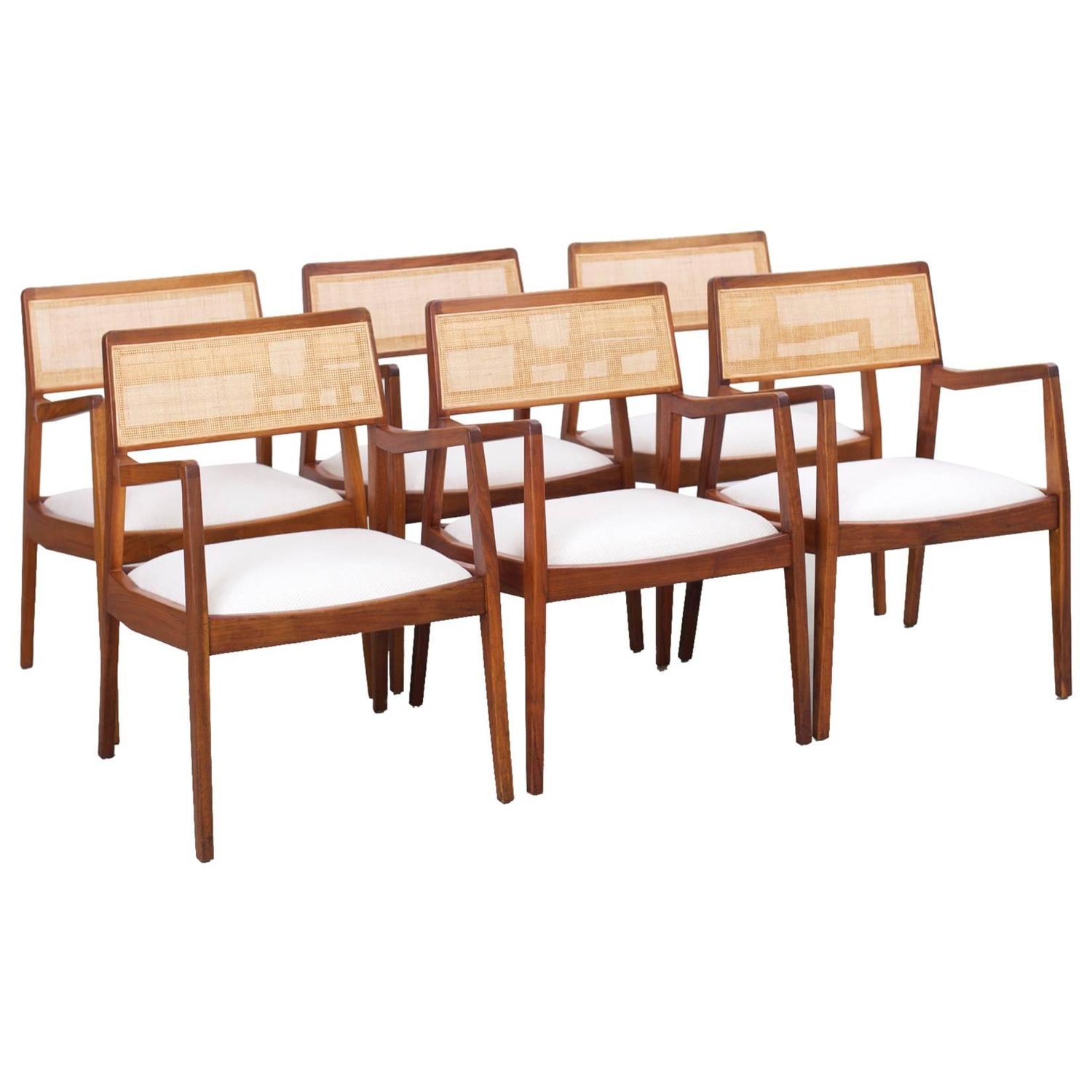 开云手机入口 - 坐具|餐椅|办公家具|开云中国家具|risom 椅子