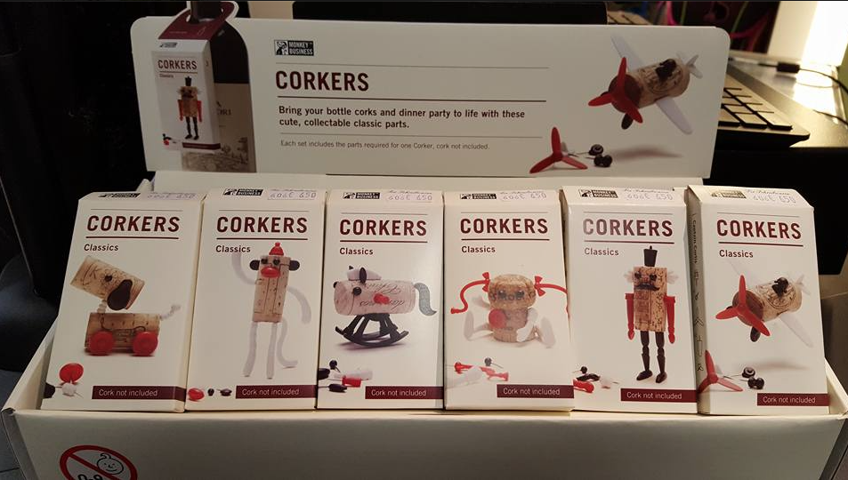 开云手机入口 - 附件|饰品|办公家具|开云中国家具|Corkers经典玩偶
