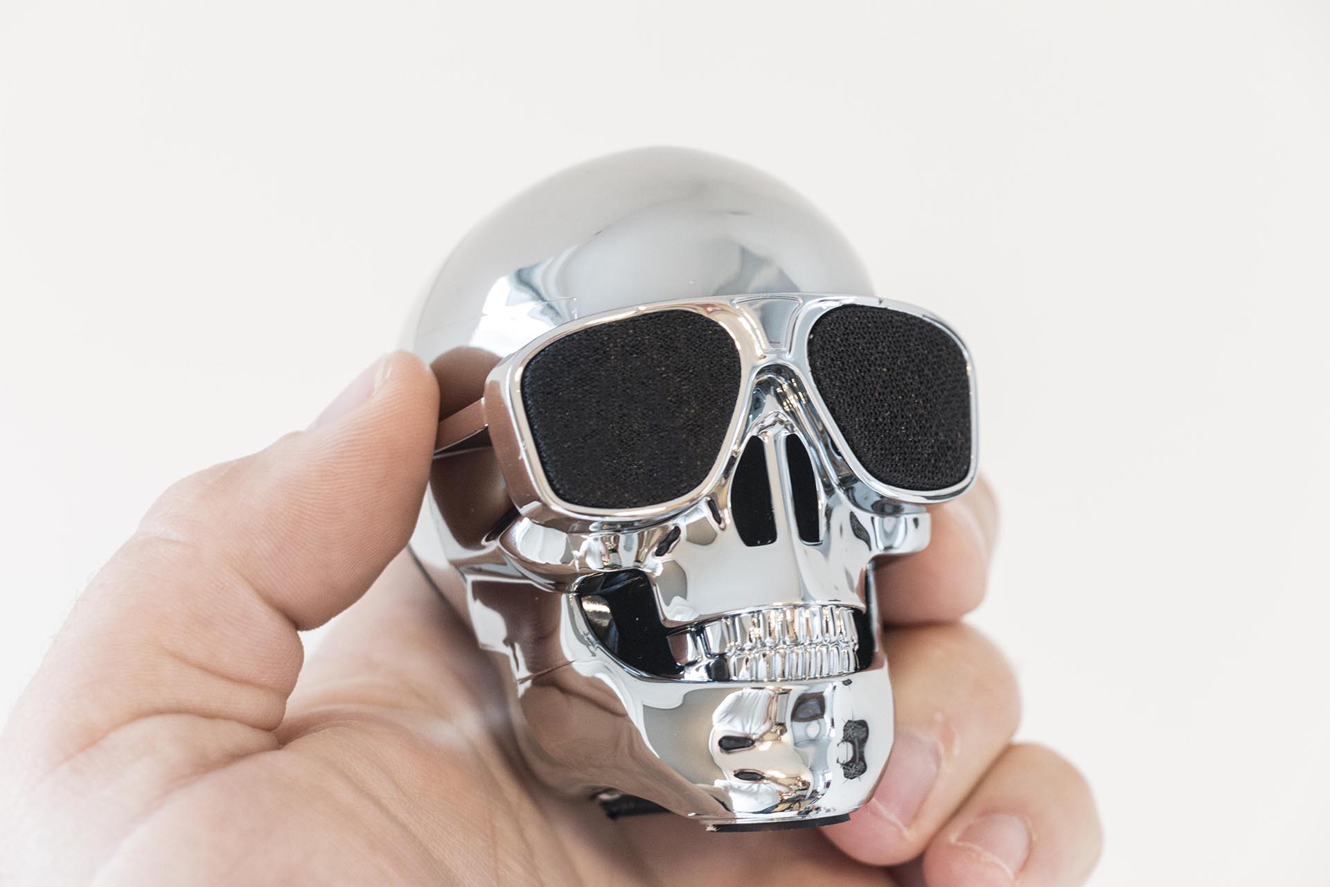 开云手机入口 - 附件|饰品|办公家具|开云中国家具|AeroSkull Nano音箱