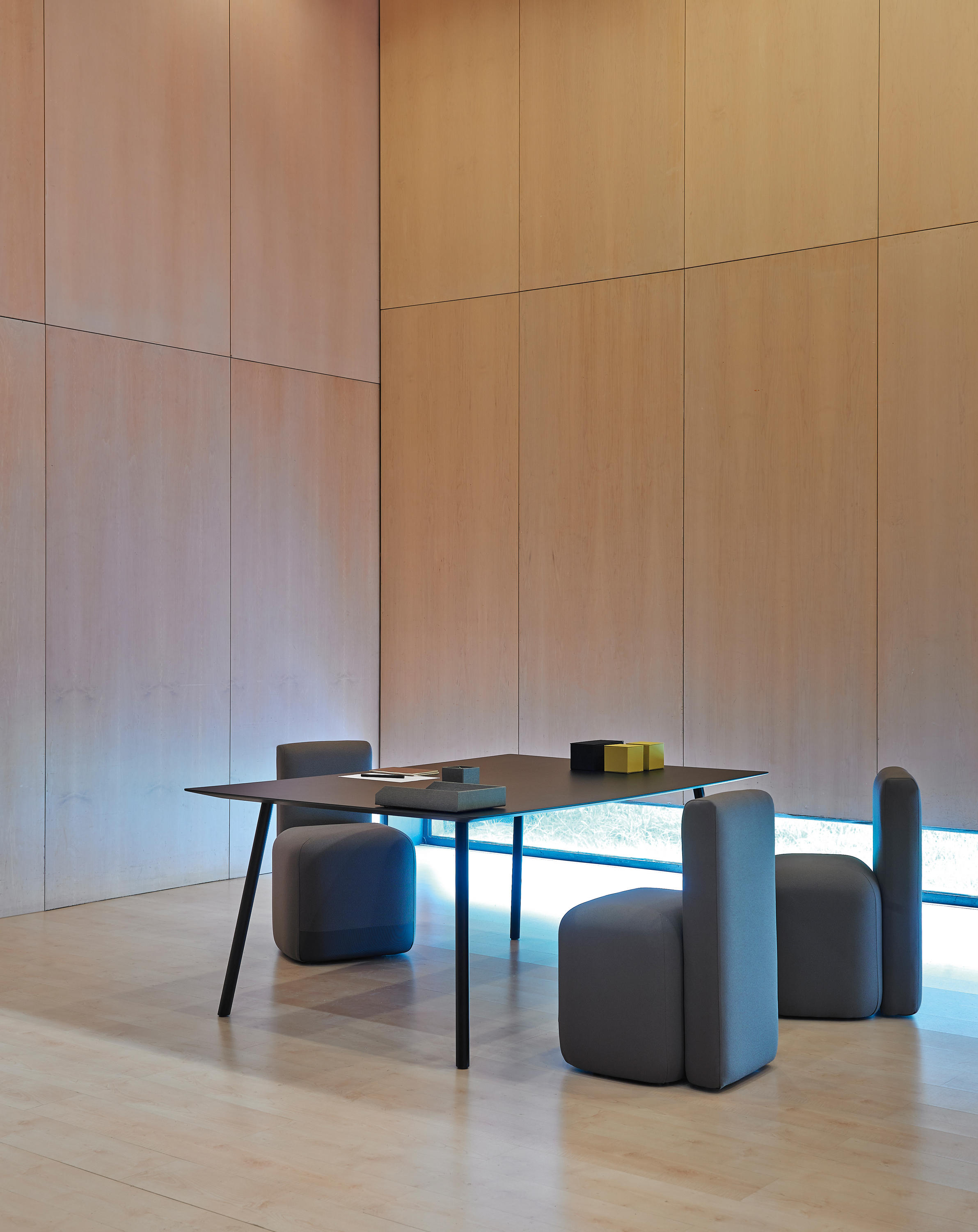 开云手机入口 - 桌几|餐桌|办公家具|开云中国家具|Maarten 桌子