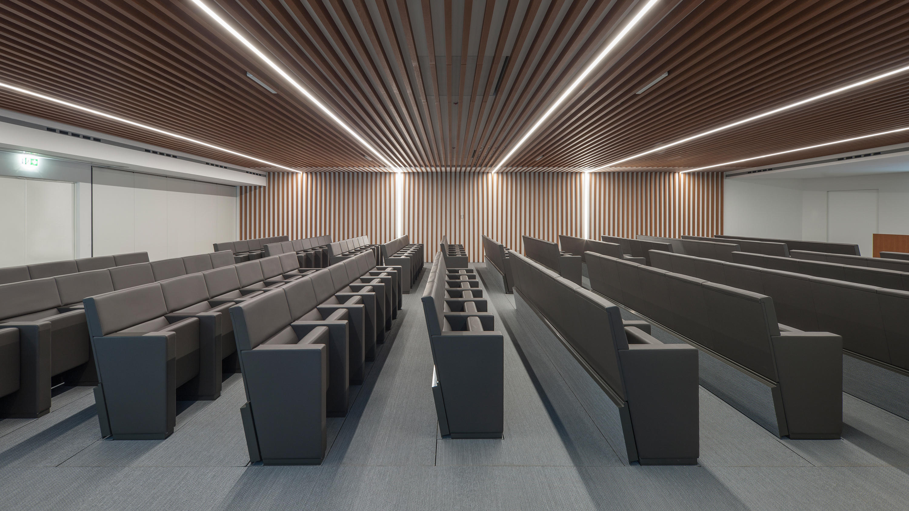 公共座椅|礼堂椅|办公家具|开云中国家具|L213 剧院/礼堂椅