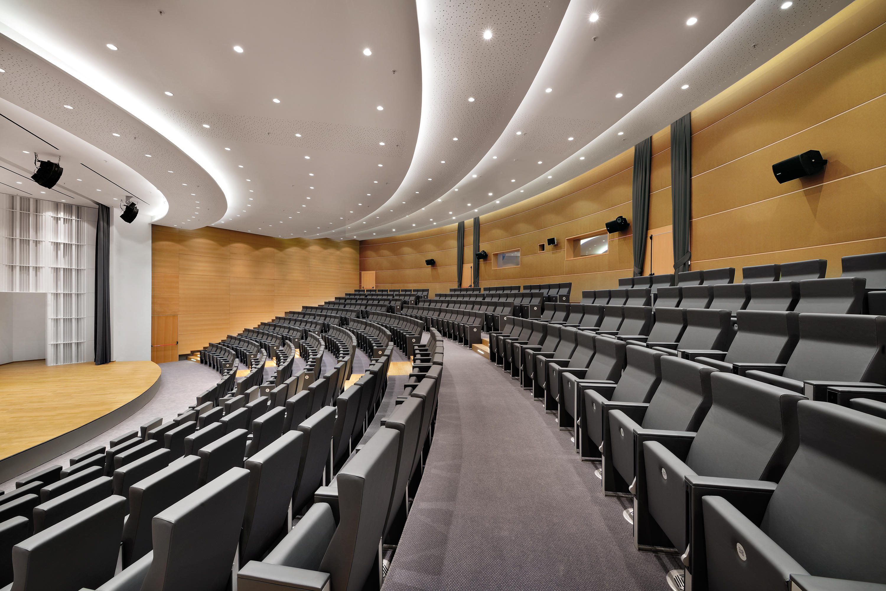 公共座椅|礼堂椅|办公家具|开云中国家具|C100 剧院/礼堂椅