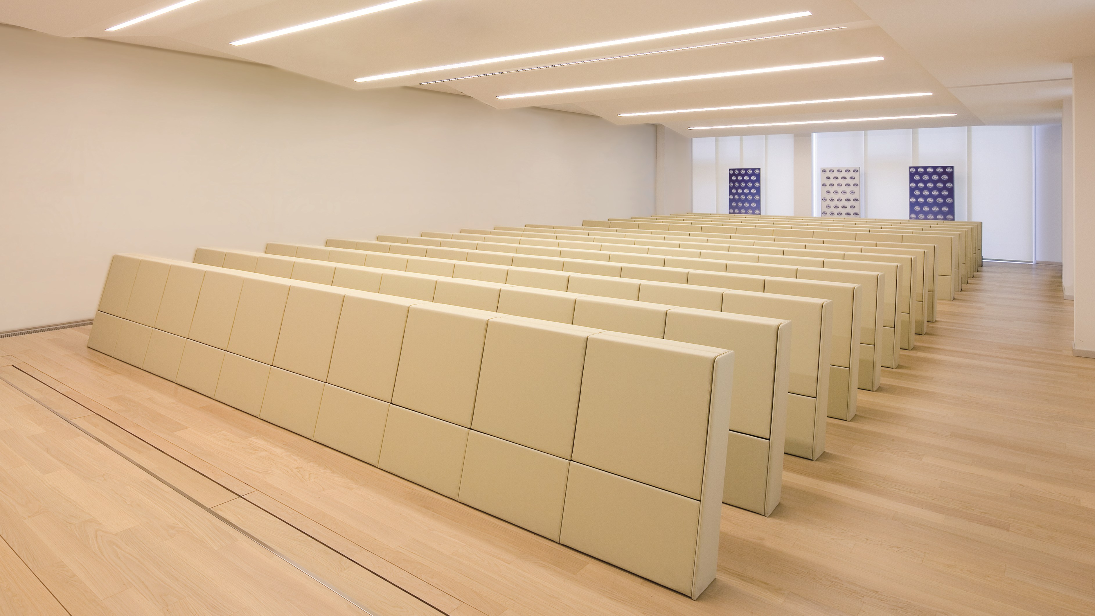 学校家具|阶梯教室桌椅|办公家具|开云中国家具|源雅