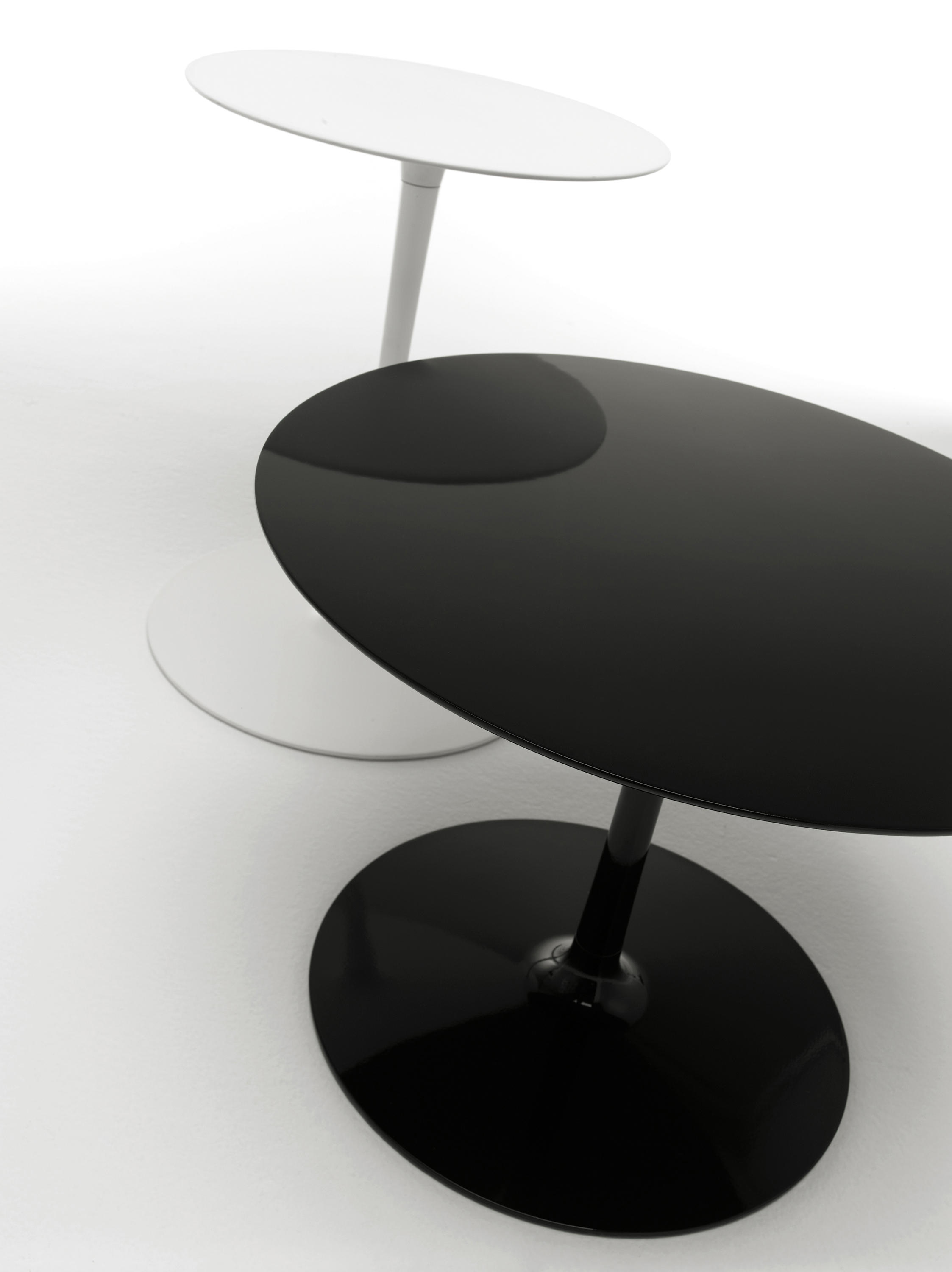 开云手机入口 - 桌几|茶几/边几|办公家具|开云中国家具|FLOW LOW TABLES 茶几/咖啡桌